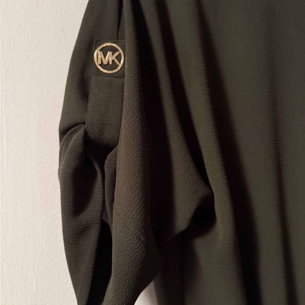 Green Michael Kors short sleeve top - Picture 3 of 3